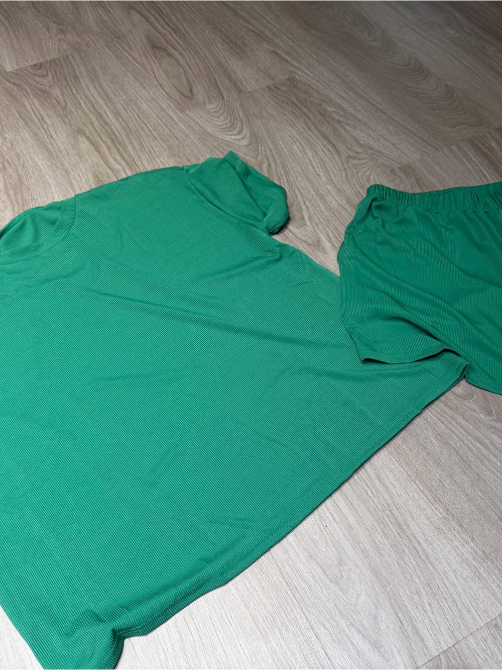 Boutique 9 Green Women’s Shorts Set